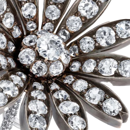European Cut Diamond Ring Top
Part of the Ring, the Flower is made with
European Diamonds, 16 cts gold