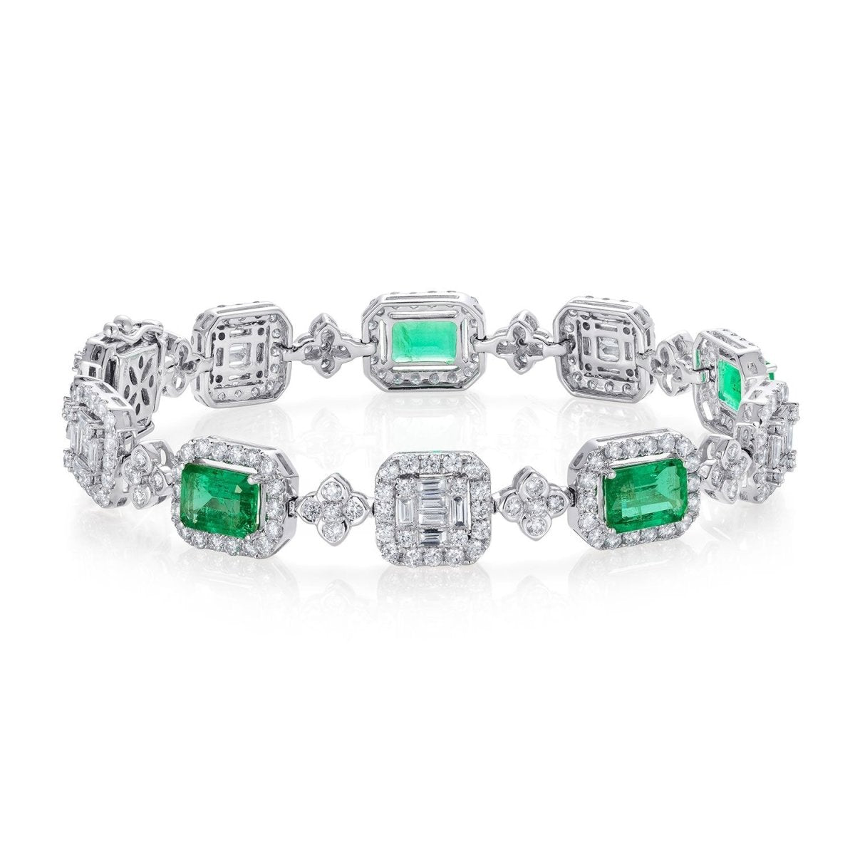 Emerald and diamond illusion set bracelet