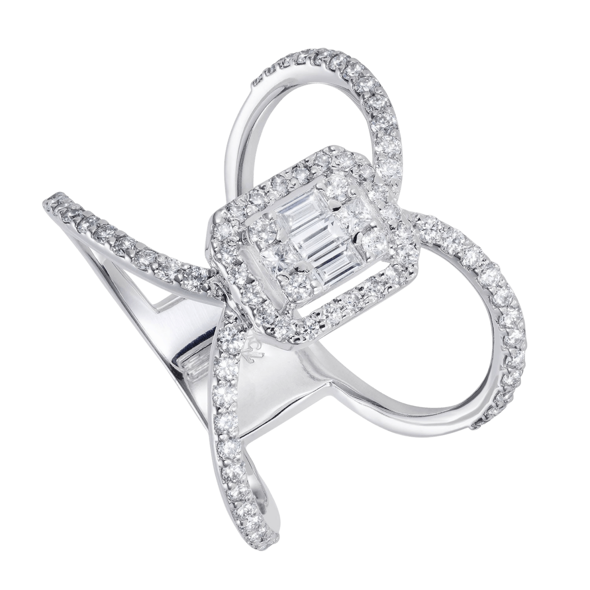Knot Diamond Ring with Illusion Centre